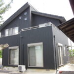 若い夫婦の理想を形にしたモダン住宅